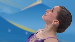 Χειμερινοί Ολυμπιακοί Αγώνες: Η Βαλίεβα επέστρεψε στον πάγο και ξέσπασε σε κλάματα (vid)