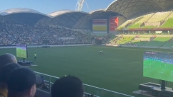 Περίπου 20.000 Αυστραλοί μαζεύτηκαν στο AAMI Park κι είδαν το ματς με την Αργεντινή σε... οθόνες τηλεόρασης (vid)