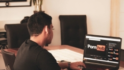  Άνοιξε κατά λάθος ο λογαριασμός του Pornhub στο Instagram 