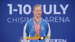 Η Μαρία Στρατουδάκη με το χρυσό μετάλλιο στο στήθος