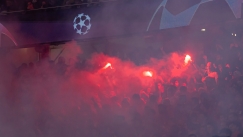 Καπνογόνα σε κερκίδα στο Champions League