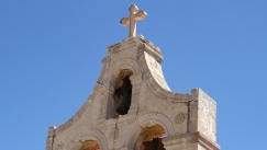 Mοναχοί στην Κύπρο κατηγορούνται για σεξουαλικές συνευρέσεις στο μοναστήρι: Έστηναν θαύματα με εικόνες που δήθεν δάκρυζαν (vid)