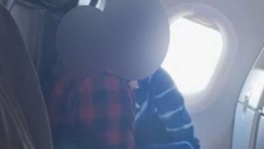 Λονδίνο: Ζευγάρι ερωτοτροπούσε σε πτήση μπροστά στα μάτια επιβατών 