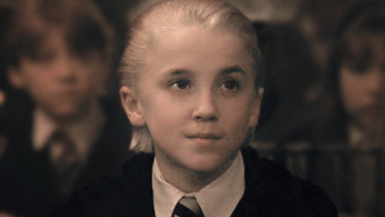 O Draco Malfoy από το Harry Potter εμφανίστηκε αγνώριστος σε τηλεοπτικό πλατό (pic & vid)