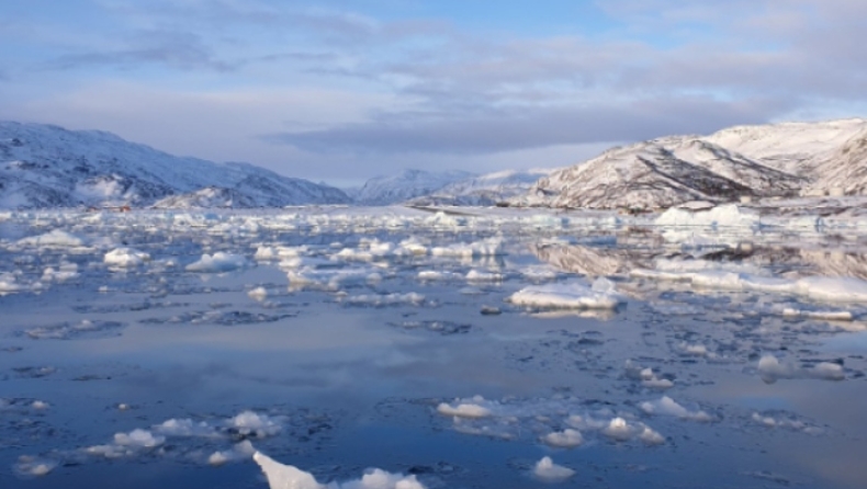 Μέσα σε μόλις 24 ώρες η Γροιλανδία έχασε 2 δισ. τόνους πάγου (pics)