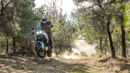 Test ride Ducati Desert X: Ο Εξερευνητής 