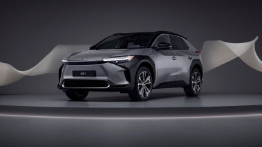 Έναρξη πωλήσεων το καλοκαίρι για το ηλεκτρικό SUV της Toyota