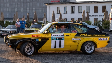 Ο θρυλικός Βάλτερ Ρερλ οδηγεί λατρεμένα αγωνιστικά της Opel