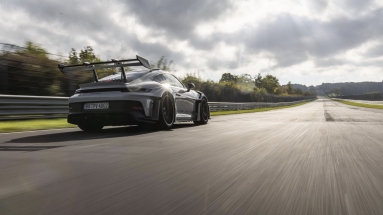 Η Porsche 911 GT3 RS «έσπασε» τα χρονόμετρα στο Νίρμπουργκρινγκ (vid)