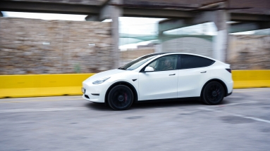 Test drive Tesla Model Y Performance: Οικογενειακή ηλεκτρική καταιγίδα