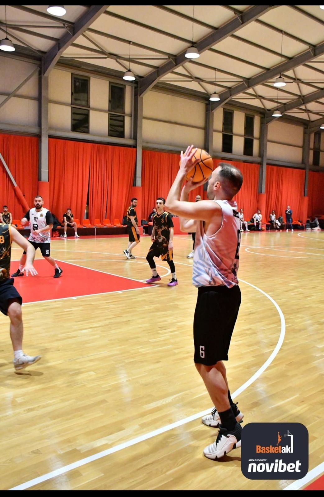 Από αγώνα για το basketaki