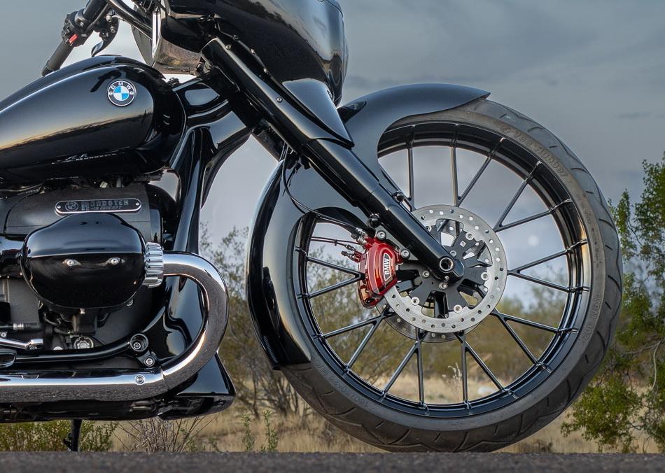 BMW R18