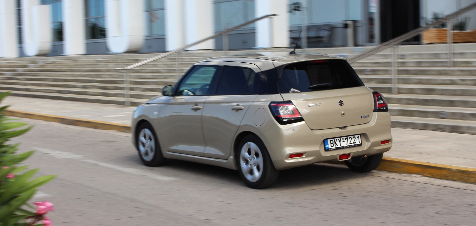 Suzuki Swift 1.2 Hybrid