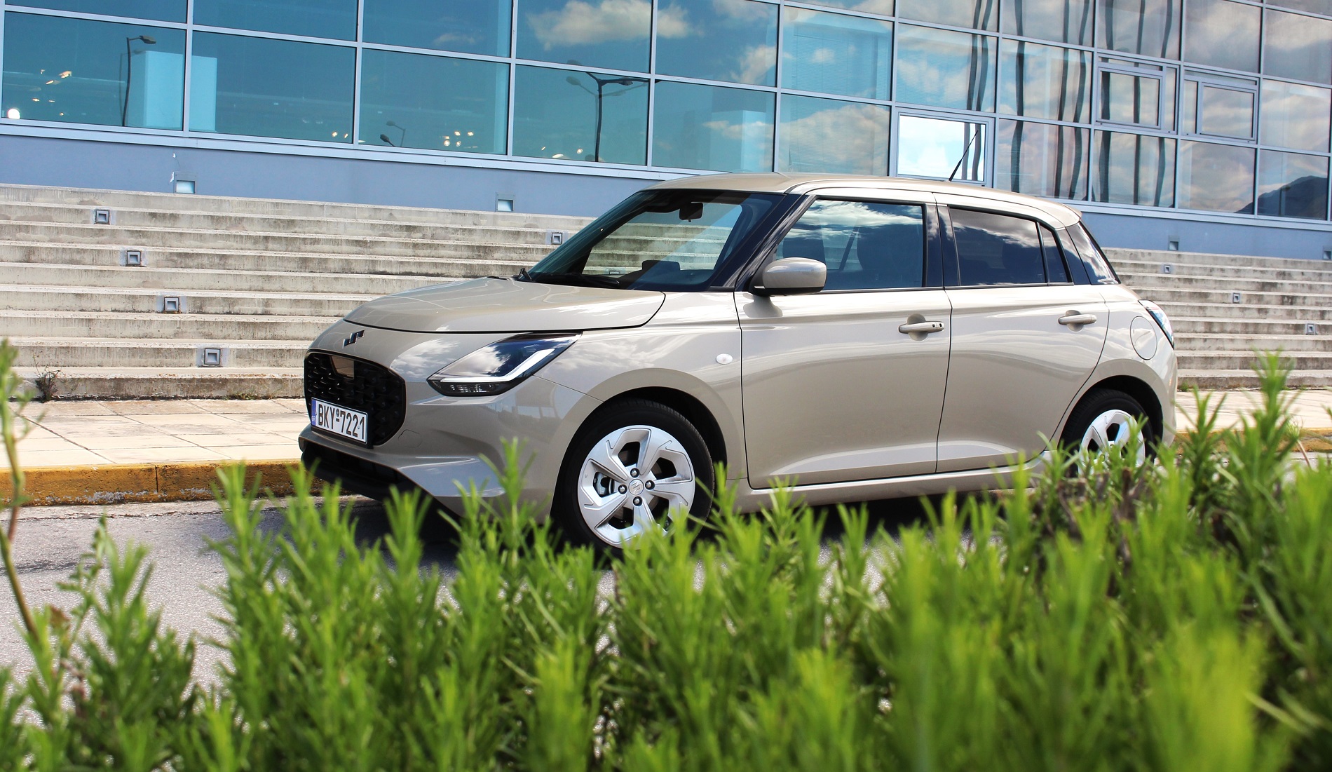 Suzuki Swift 1.2 Hybrid