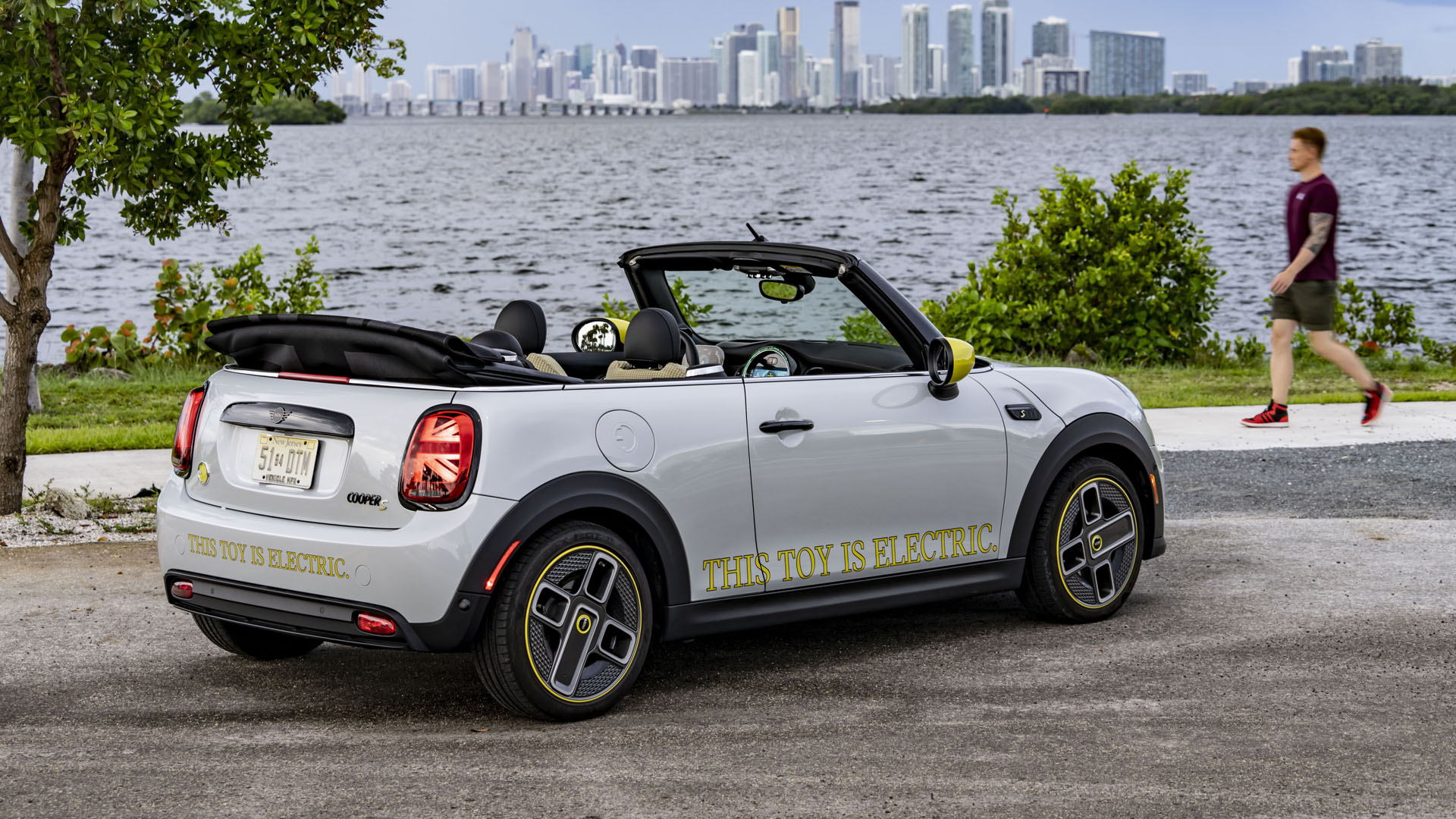 MINI Cabrio electric