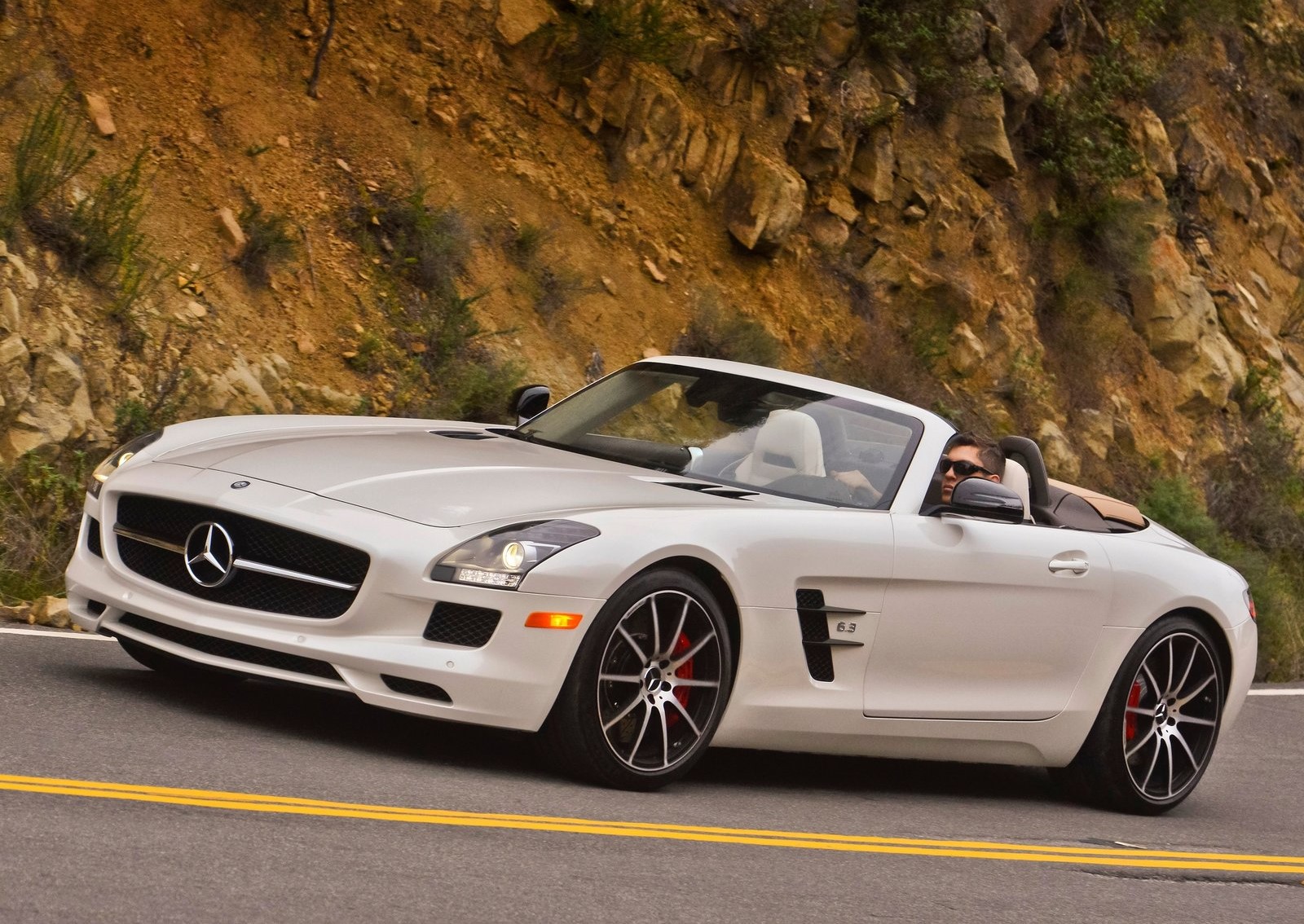 mercedes-benz sls roadster