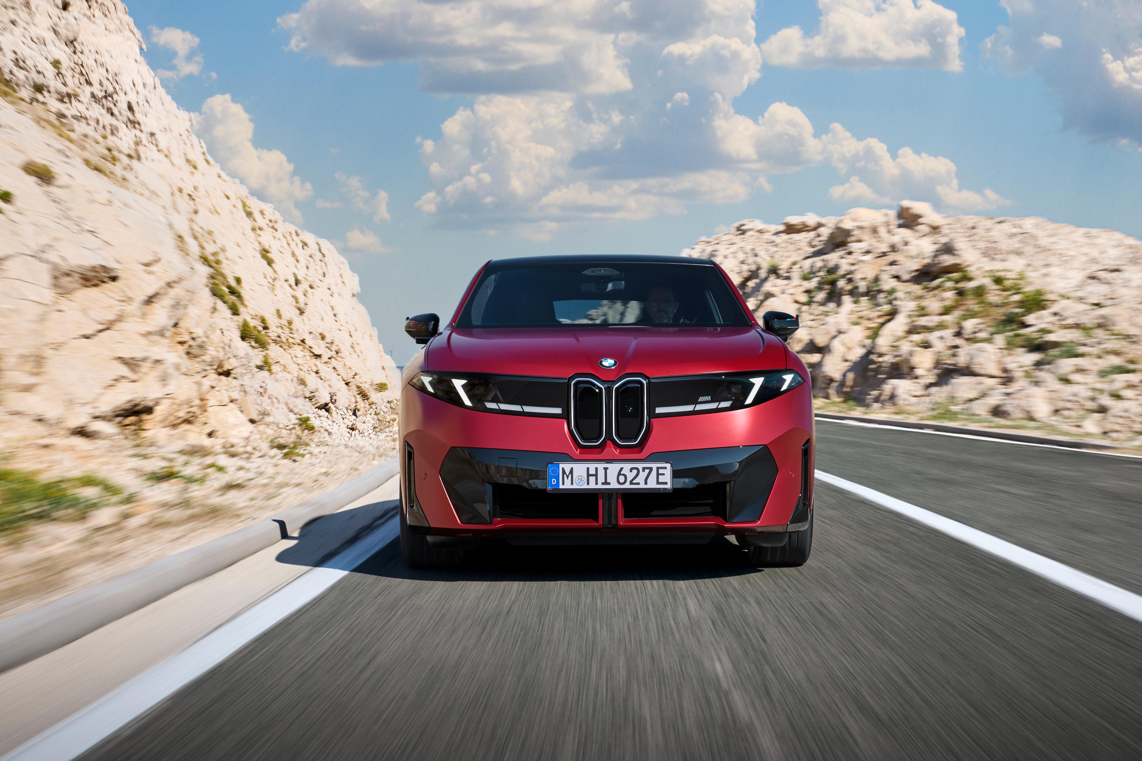 BMW iX4