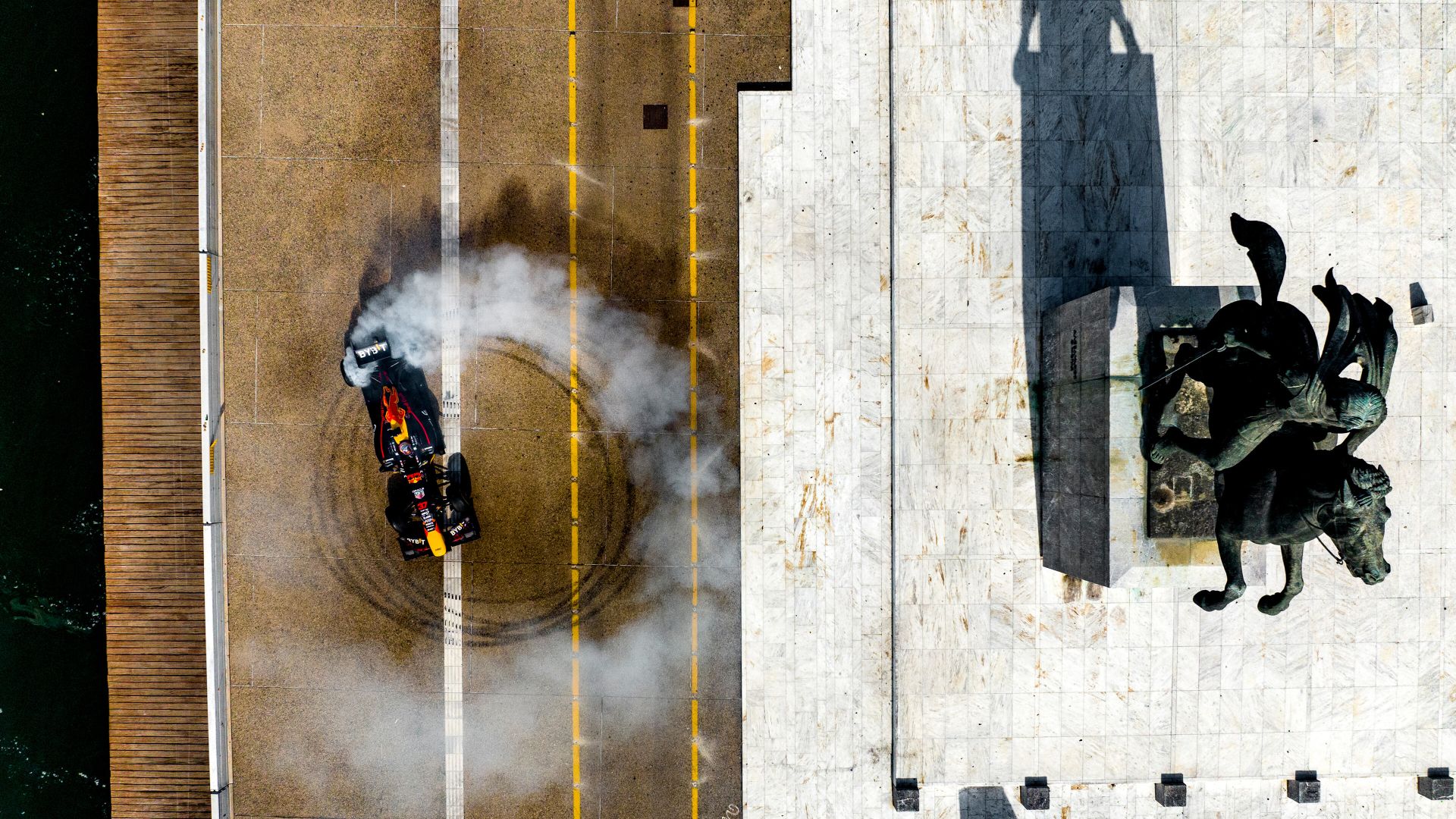 Στιγμιότυπο από το Red Bull Showrun by Alumil