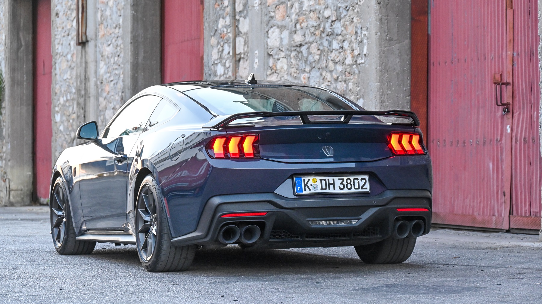 Ford Mustang Dark Horse