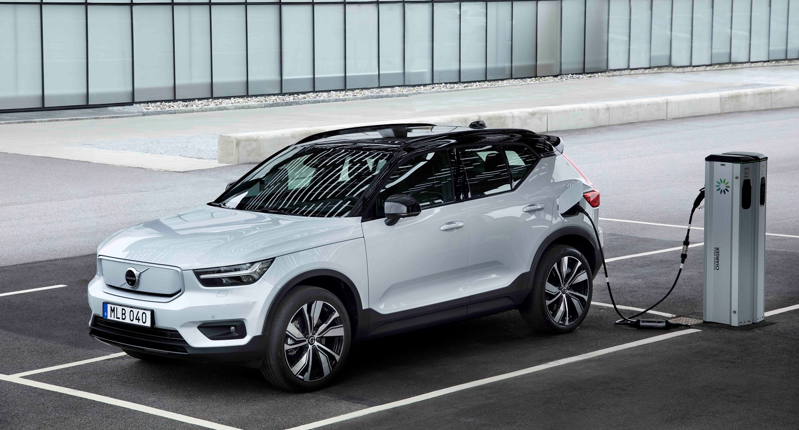 Volvo XC40 Recharge P8