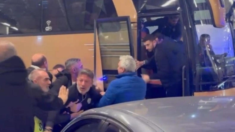 Το ντου της αποστολής του ΠΑΟΚ