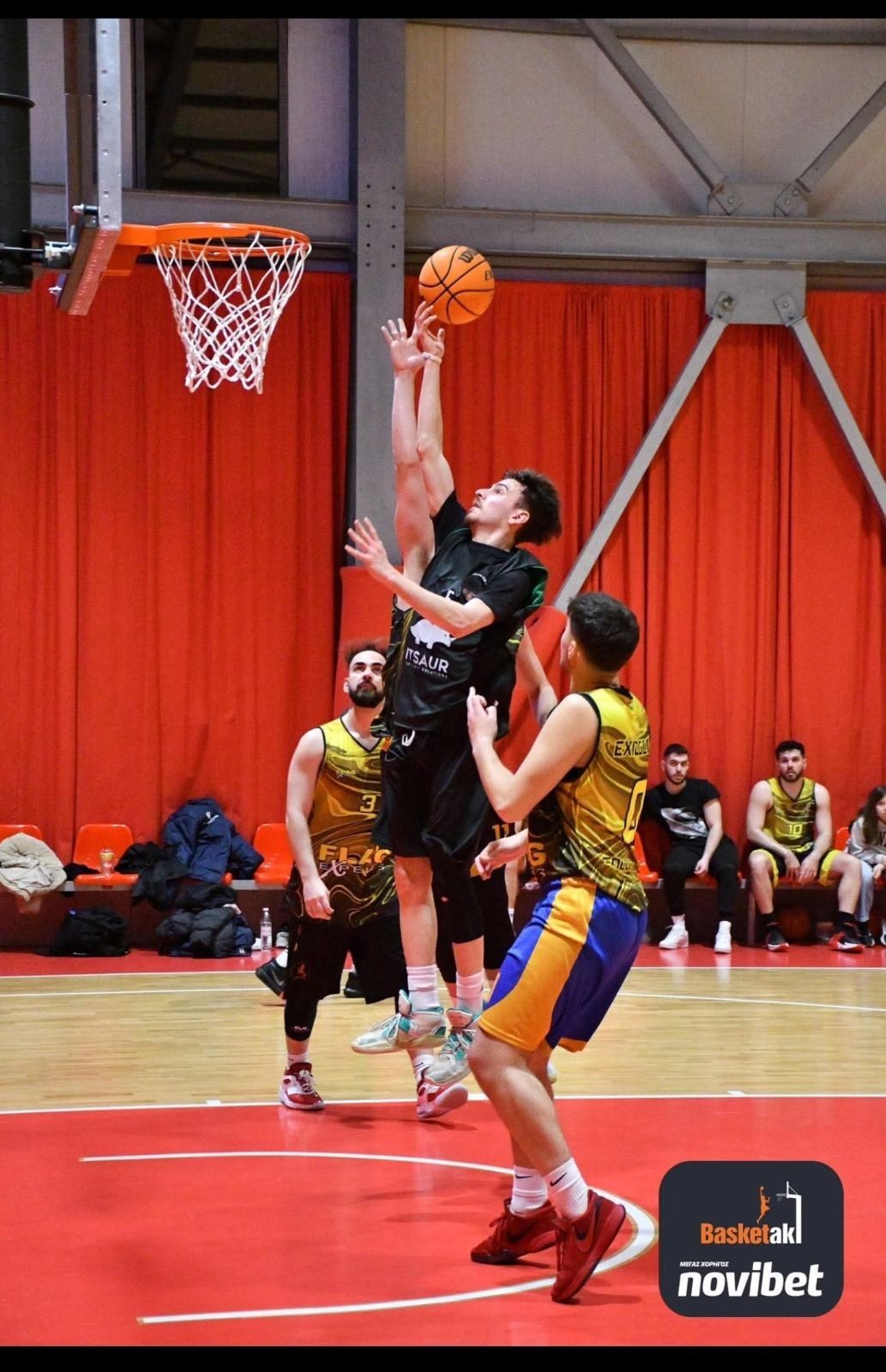 Από αγώνα για το basketaki