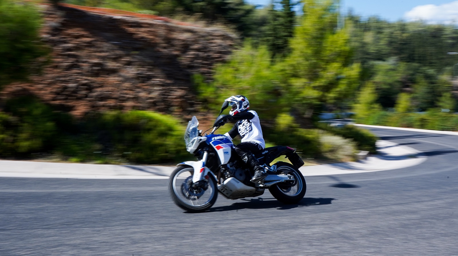 Test Ride Aprilia Tuareg 660