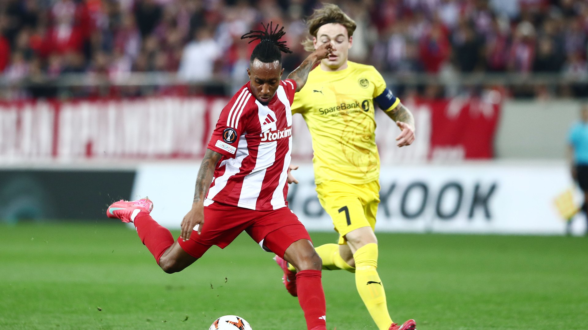 Μαρτίνς με Μπόντο