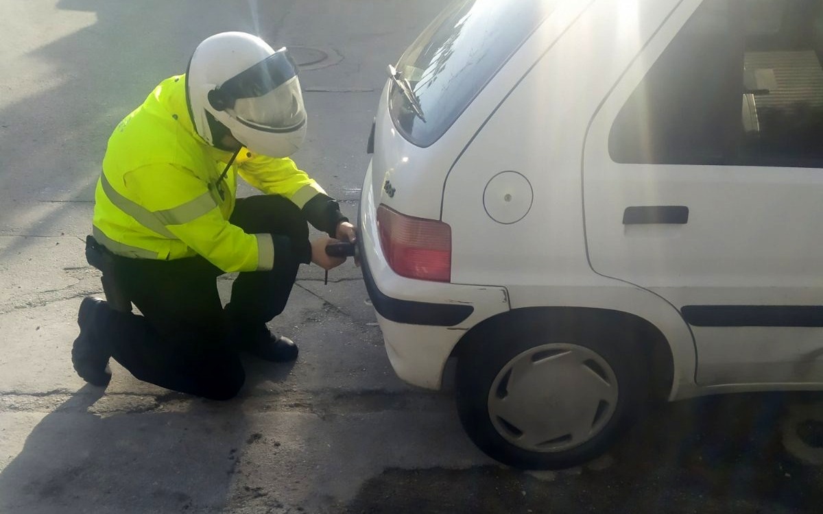 κλήση για στάθμευση σε ράμπα ΑμεΑ