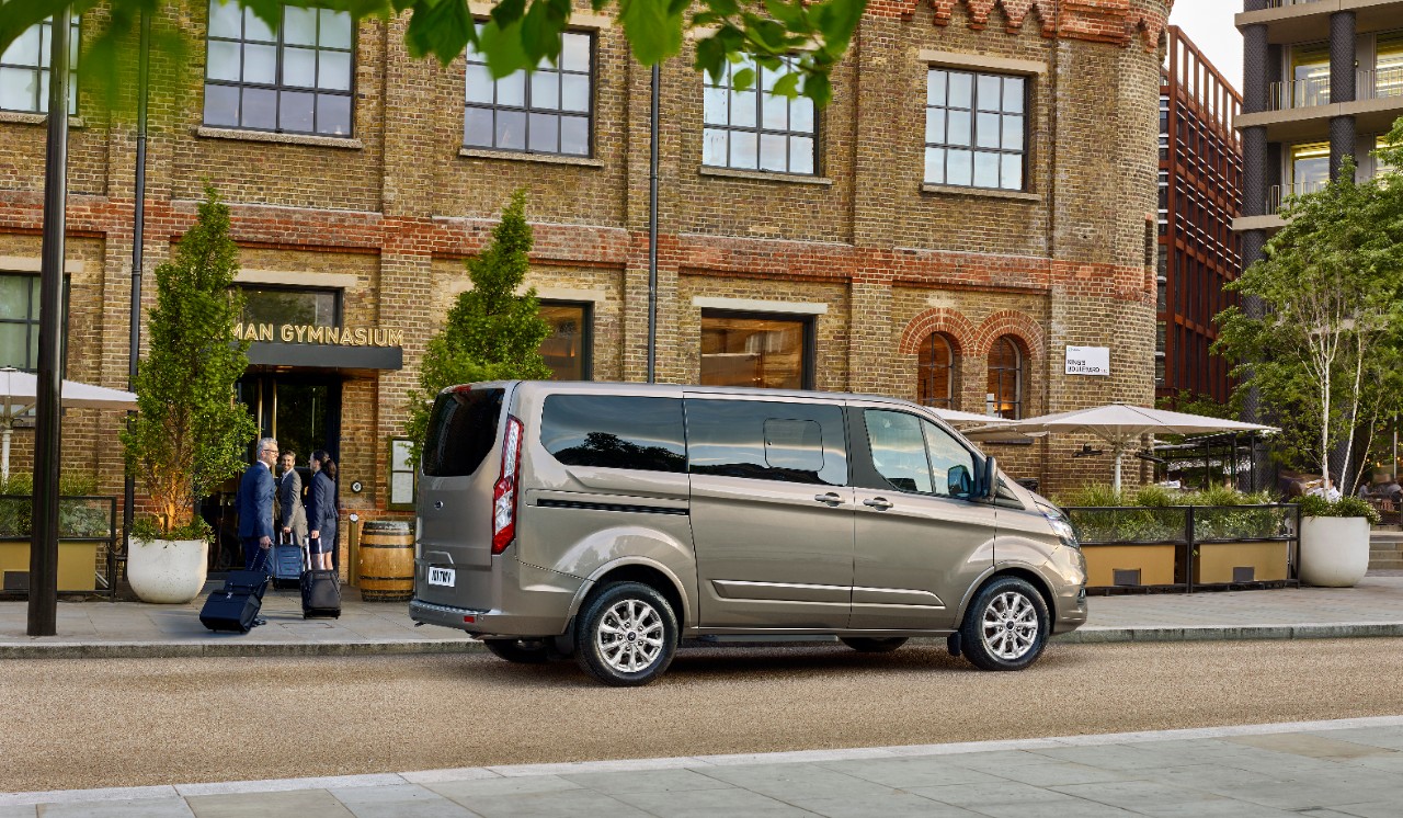 Ford Tourneo Custom PHEV