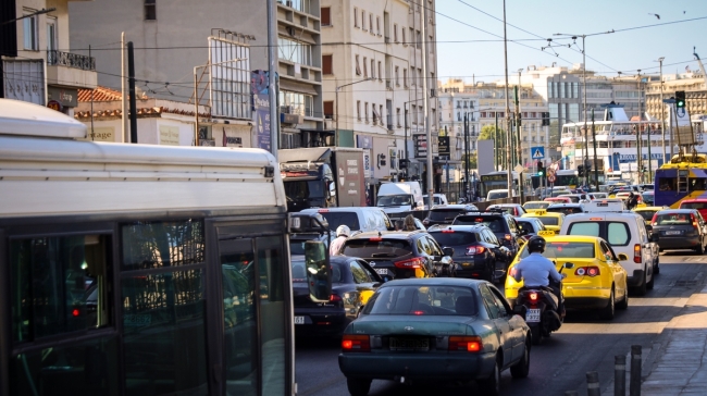 Κομφούζιο στις εξόδους: Όπου φύγει φύγει οι Αθηναίοι για το τριήμερο της 28ης Οκτωβρίου