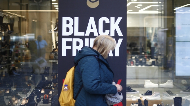 Black Friday: Τι απαντούν τα Attica για το πρόστιμο του υπουργείου Ανάπτυξης με αφορμή τις εκπτώσεις