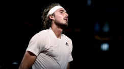 Απογοητευτική πρεμιέρα Τσιτσιπά στο ATP Finals (vids)