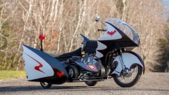 Σε δημοπρασία βγαίνει το μοναδικό Batcycle του 1966