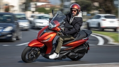 Ευκαιρία να κάνεις δικό σου το δημοφιλές Piaggio Beverly 400 (vid)