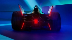 Η McLaren μπαίνει στη Formula E