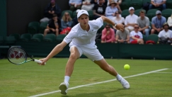 Ο Φοκίνα πέταξε εκτός Wimbledon τον Χουρκάτζ!