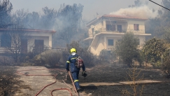 Χάθηκε πολύτιμος χρόνος στη φωτιά της Λέσβου: «Ζητήθηκαν εναέρια στις 10:00 και ήρθαν 13:00» (vid)