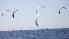 Ξεκίνησε το 1ο Open Πανελλήνιο πρωτάθλημα Formula Kite, KITEFOIL & TT:R 