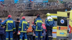 Υπεύθυνος Πολιτικής Προστασίας Θέρμης στο Gazzetta: «Σηκώνεται το 2ο βαγόνι, μέχρι στιγμής έχουν βρεθεί επτά σοροί» 