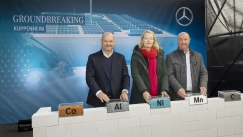 H Mercedes-Benz θα ανακυκλώνει τις μπαταρίες σε ποσοστό 96% (vid)