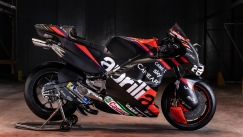 Παρουσιάστηκε η Aprilia MotoGP για το 2023 (vid)