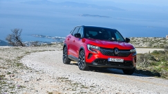 Test drive Renault Austral 1.3 160 ps EDC: Η σημαία της επανάστασης