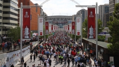 wembley_fans