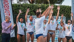 Οι Kouvades πρώτευσαν στον τουρνουά beach water polo στον Μαραθώνα