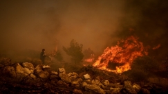 Δύο παιδιά ανάμεσα στους απανθρακωμένους στο δάσος της Δαδιάς