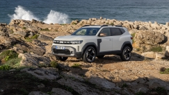 Αυτό είναι το νέο Dacia Duster: Πότε έρχεται στην Ελλάδα και σε ποιες εκδόσεις (vid)