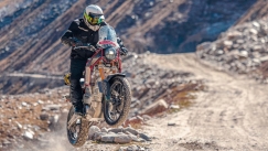 Ηλεκτρικό Himalayan ετοιμάζει η Royal Enfield (vid)