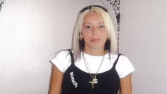 Ποια είναι η διαβόητη «ανήλικη δολοφόνος» της Βρετανίας που είναι ξανά ελεύθερη: Είχε βασανίσει ηλικιωμένη στα 14