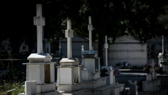 Χαμός σε κηδεία στο Ηράκλειο: Βγήκαν μαχαίρια μετά από διαφωνία για τα έξοδα